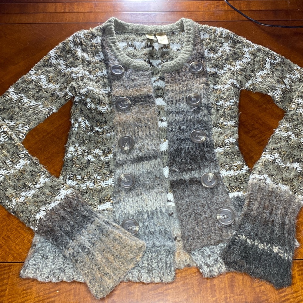BKE Open Front Sweater Size Medium Excellent Condition